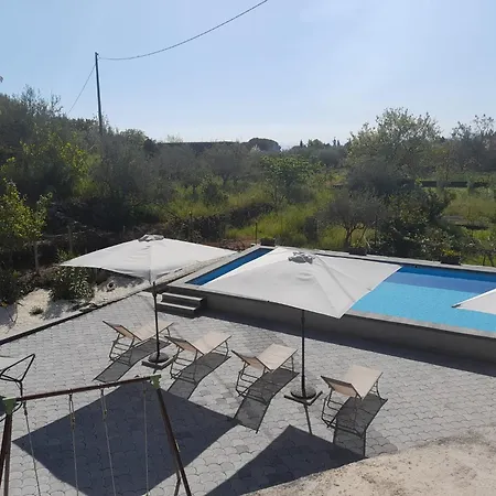 Sikelia Etna House בית נופש זפראנה אטניאה