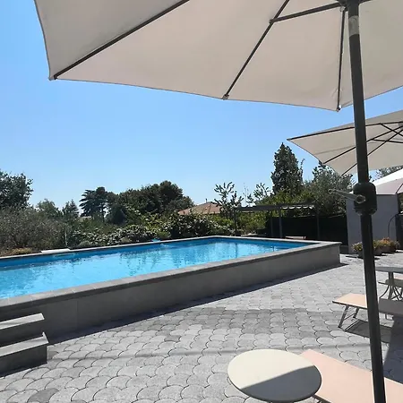 Sikelia Etna House בית נופש